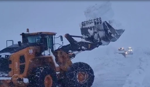 4,5 aydır kapalı olan Ardahan-Ardanuç yolu ulaşıma açılıyor

