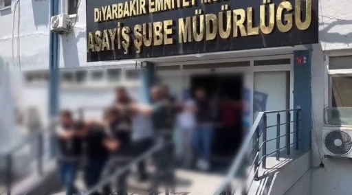 4 kişinin öldüğü yangında gözaltına alınan 5 şüpheli adliyeye sevk edildi
