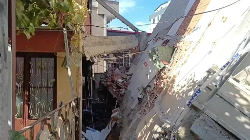 4 kişiye mezar olan binanın yanındaki apartman sakini: "Deprem oldu sandık, evimizde ciddi hasar oluştu"