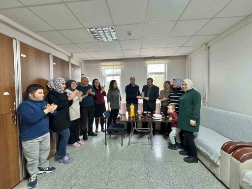 40 yıllık hizmete anlamlı veda
