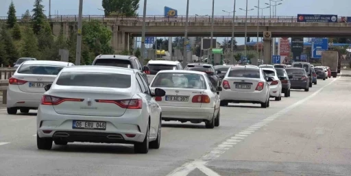 43 ilin ge&ccedil;iş noktasında bayram hareketliliği devam ediyor
