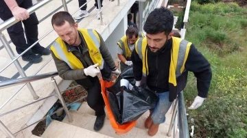 5 aylık hamile kadın iple asılı halde ölü bulundu
