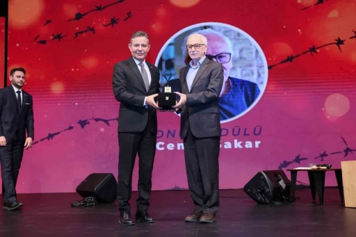 5. Esenler Öykü Günleri’nde &quot;Onur Ödülleri&quot; sahiplerini buldu
