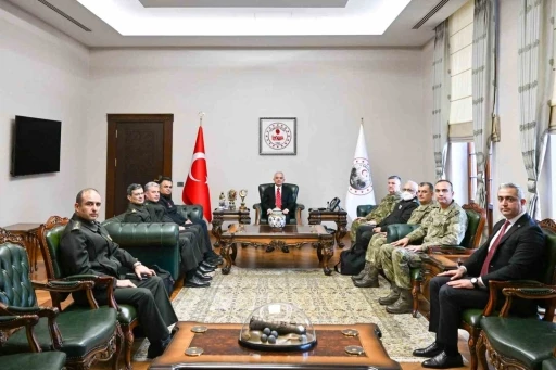 5&rsquo;inci Kolordu Komutanı T&uuml;mgeneral Aksoyt&uuml;rk ve beraberindeki heyet Kırklareli&rsquo;nde
