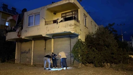 5 metre yükseklikteki balkondan düşen bebek yaralandı
