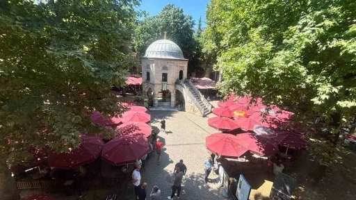 530 yıllık tarihi Kozahan&rsquo;da masa sandalyeler yeniden a&ccedil;ıldı
