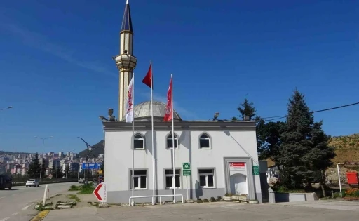 55 yıllık cami imar planında yok sayıldı, yıkım riski ortaya &ccedil;ıktı
