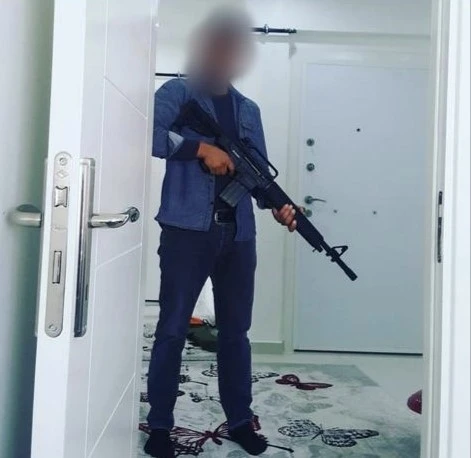 6 adrese eş zamanlı operasyon: Sosyal medya yayıncısı tutuklandı
