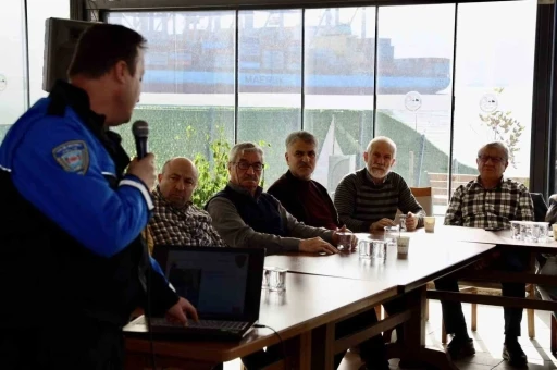 60+ Aktif Yaşlanma Kul&uuml;b&uuml;&rsquo;nde g&uuml;venlik bilgilendirme programı
