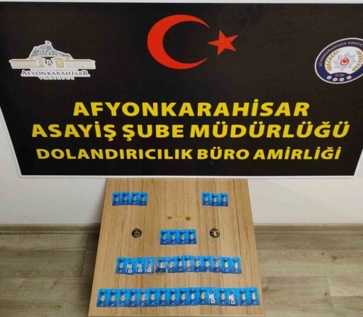 7 kuyumcuyu sahte altınlarla dolandıran şüpheliler yakalandı
