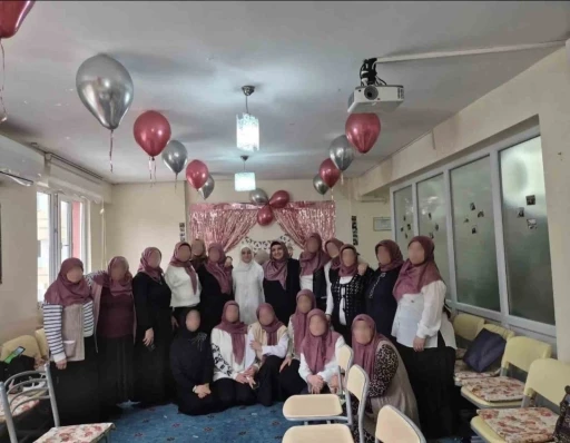 71 Evler Merkez Cami Kur&rsquo;an Kursunda Hafızlık İcazet Merasimi yapıldı
