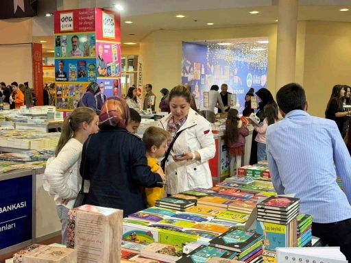 8. Kayseri Kitap Fuarı&rsquo;na son iki g&uuml;nde yoğun ilgi
