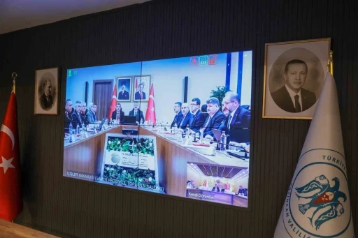 81 il valisinin katılımıyla okul g&uuml;venliği toplantısı yapıldı
