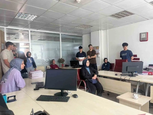 81 ilde öğrencilerden Sosyal Hizmet Merkezlerine ziyaret
