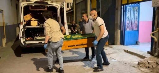 9 g&uuml;nd&uuml;r haber alınamıyordu, cesedi &ccedil;&uuml;r&uuml;m&uuml;ş halde bulundu
