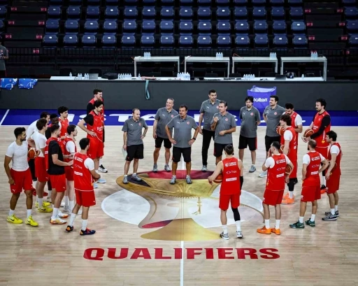 A Milli Erkek Basketbol Takımı&rsquo;nın hedefi grubu namağlup tamamlamak
