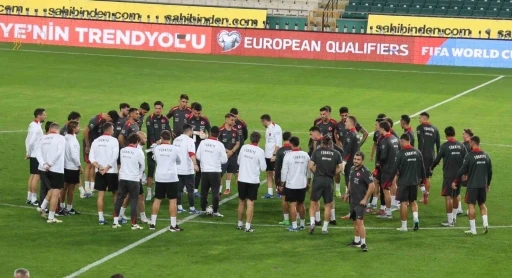 A Milli Futbol Takımı, İspanya maçının hazırlıklarını tamamladı
