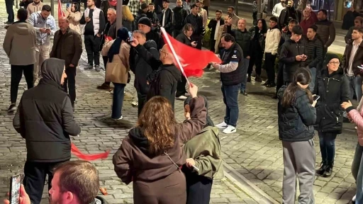 A Milli Futbol Takımı&rsquo;nın, D&uuml;nya Kupası&rsquo;na katılmaya hak kazanması Trabzon&rsquo;da coşkuyla kutlandı
