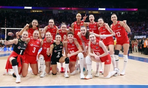 A Milli Kadın Voleybol Takımı, Milletler Ligi 2. haftasına galibiyetle başladı
