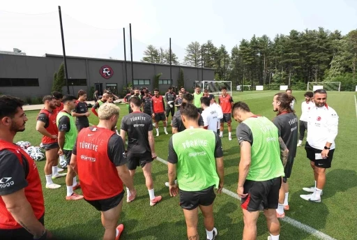 A Milli Takım, ABD maçının hazırlıklarını sürdürüyor
