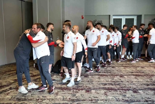 A Milli Takım’da bayramlaşma töreni yapıldı
