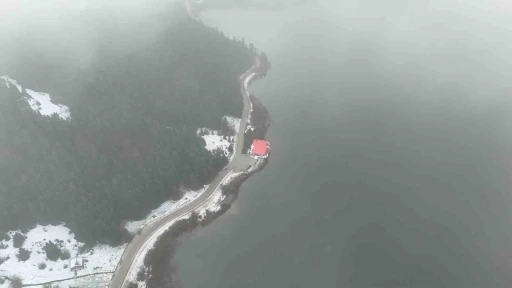 Abant G&ouml;l&uuml; Milli Parkı&rsquo;nın kuş bakışı g&uuml;zelliği
