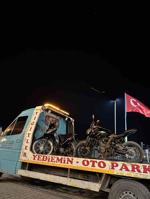 Abartı egzozla &ccedil;evreye rahatsızlık veren iki motosiklete 180 bin lira ceza
