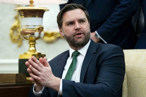 ABD Başkan Yardımcısı Vance: &quot;Grönland’da önemli bir pozisyon almamız gerekiyor&quot;
