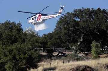 ABD’de yangın söndürme helikopterleri çarpıştı: 3 ölü

