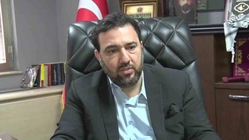 Abd&uuml;lhamid Han&rsquo;ın Torunu Osmanoğlu: "H&uuml;seyin &Ccedil;elik&rsquo;e tavsiyem ceddim hakkında konuşmadan evvel, onun bıraktığı eserlere bir baksın"
