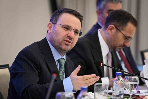 Adalet Bakanı G&uuml;rlek, Karadeniz B&ouml;lgesi milletvekilleriyle bir araya geldi
