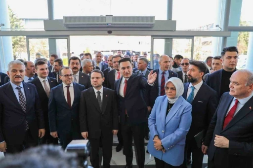 Adalet Bakanı G&uuml;rlek: "12. Yargı Paketimizle ilgili meslektaşlarla s&uuml;rekli istişare halindeyiz"

