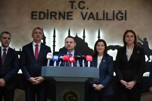 Adalet Bakanı G&uuml;rlek: "Ş&uuml;pheli hi&ccedil;bir vaka unutulmaya terk edilmeyecektir"
