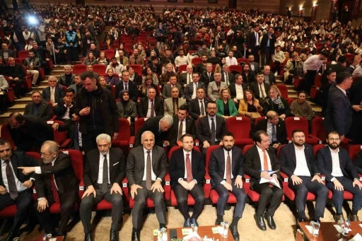 Adalet Bakanı G&uuml;rlek: Sosyal medyaya kimlikle girilecek
