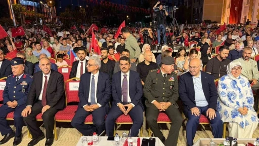 Adana’da ‘15 Temmuz Demokrasi ve Birlik Günü’ nöbeti tutuldu, şehitler anıldı

