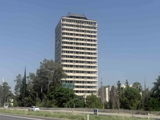 Adana&rsquo;da 16 katlı &Ccedil;ukobirlik hizmet binası 2 bin 700 dinamitle yıkılacak
