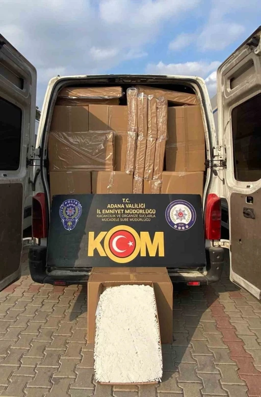 Adana’da 17 milyonluk kaçak doldurulmuş sigara ele geçirildi

