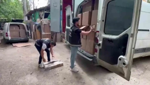 Adana’da 39 milyon TL’lik kaçakçılık operasyonu
