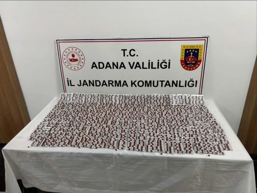 Adana&rsquo;da 5 bin sentetik ecza ele ge&ccedil;irildi: 2 tutuklama
