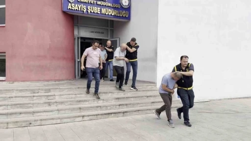 Adana&rsquo;da 9 firari h&uuml;k&uuml;ml&uuml; yakalandı
