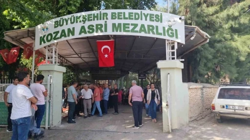 Adana’da eski eşi tarafından öldürülen kadın son yolculuğuna uğurlandı
