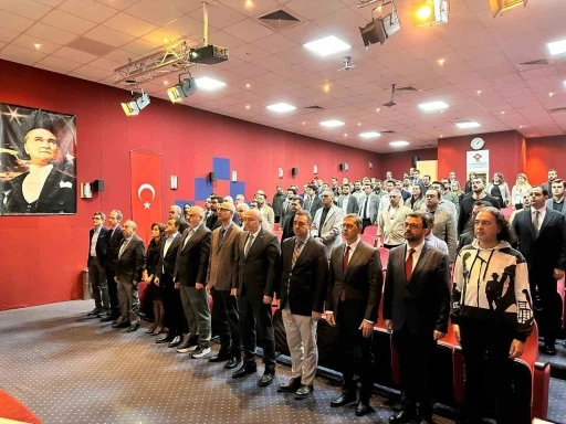 Adana’da kalp ve damar cerrahisi uzmanları güncel yaklaşımları değerlendirdi
