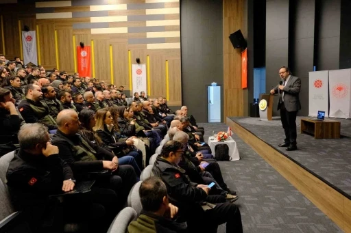 Adana&rsquo;da orman teşkilatına y&ouml;nelik etkili iletişim ve liderlik eğitimi d&uuml;zenlendi
