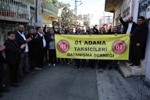 Adana&rsquo;da taksicilerden korsan taksi eylemi

