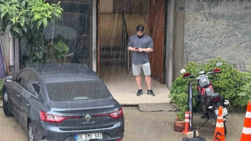 Adana&rsquo;da temmuzda sağanak yağış etkili oldu
