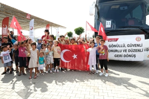 Adana’dan 691 Suriyeli daha ülkesine döndü
