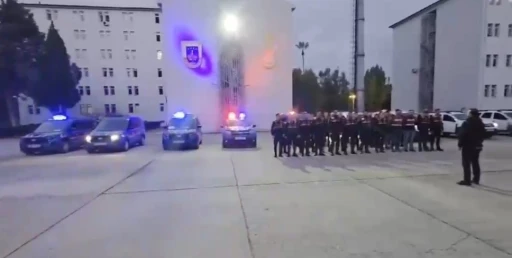 Adana merkezli 24 ilde "uyuşturucuya &ouml;zendirme" operasyonu: 16 tutuklama
