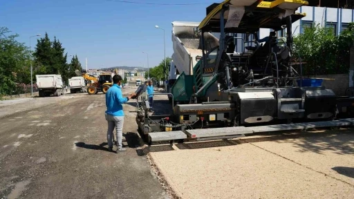 Adıyaman&rsquo;da altyapısı tamamlanan yollar asfaltla buluşuyor
