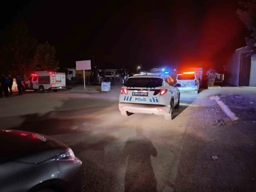 Adıyaman&rsquo;da boş alanda klor gazı paniği
