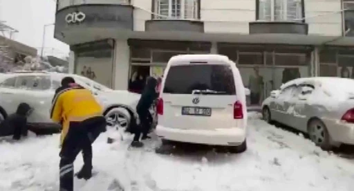 Adıyaman&rsquo;da y&uuml;zleri g&uuml;l&uuml;mseten g&ouml;r&uuml;nt&uuml;
